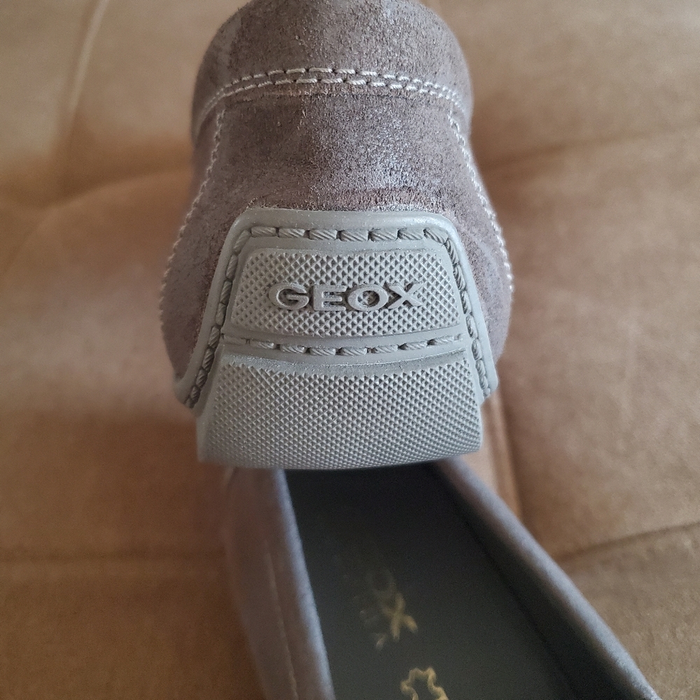 NEW Geox Respira Italian Suede Moccasin Loafers - Picture 4 of 8